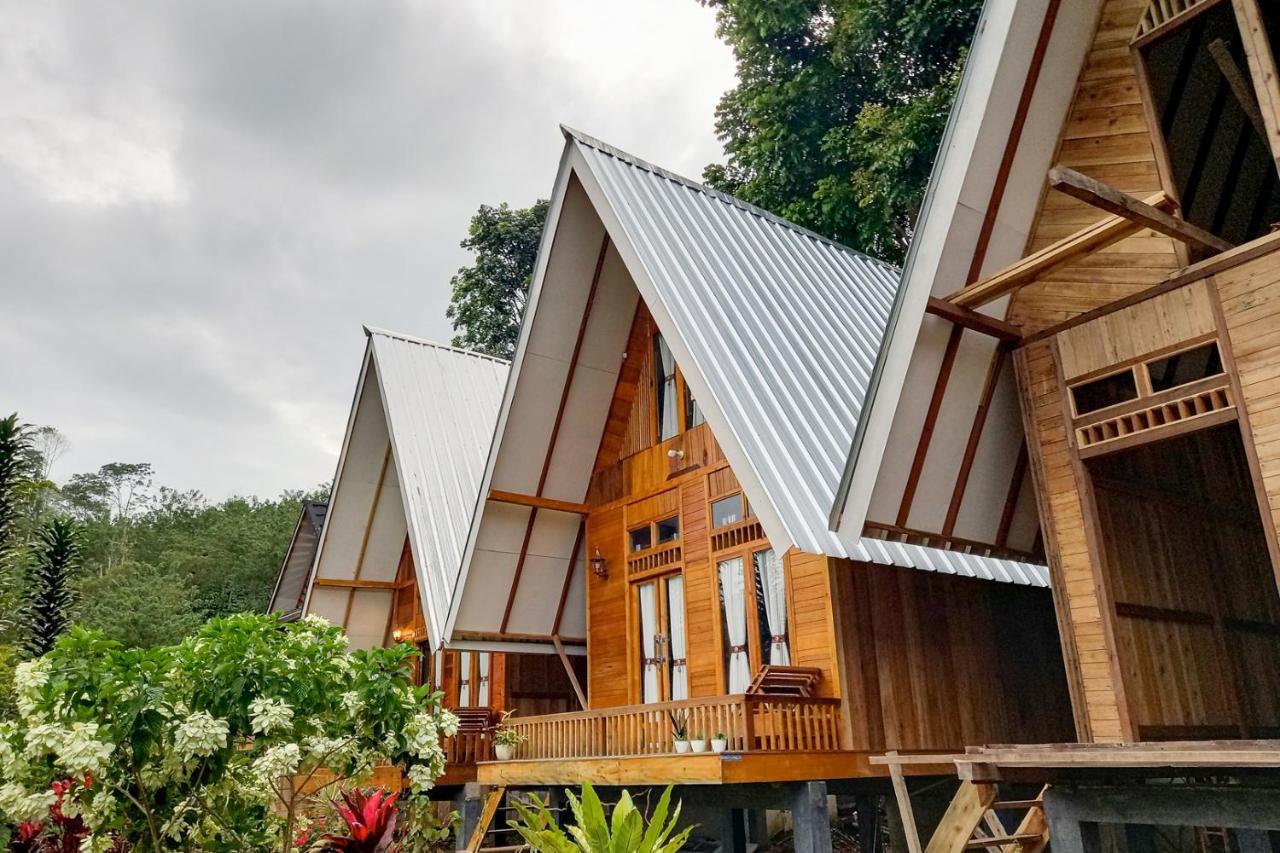 Green Paradise Pagar Alam Resort Mitra Reddoorz Bumiagung Eksteriør billede